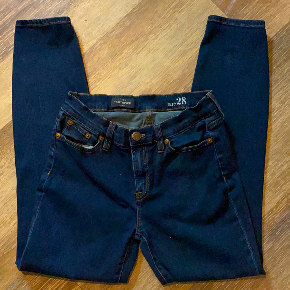 J.Crew toothpick jeans-size 28. Perfect pre-owned condition.